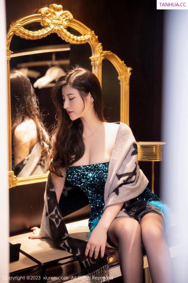 陈诗诗 诗诗 [XiuRen]高清写真图 2023.03.08 No.6384 诗诗kiki 黑丝美臀第15张图片